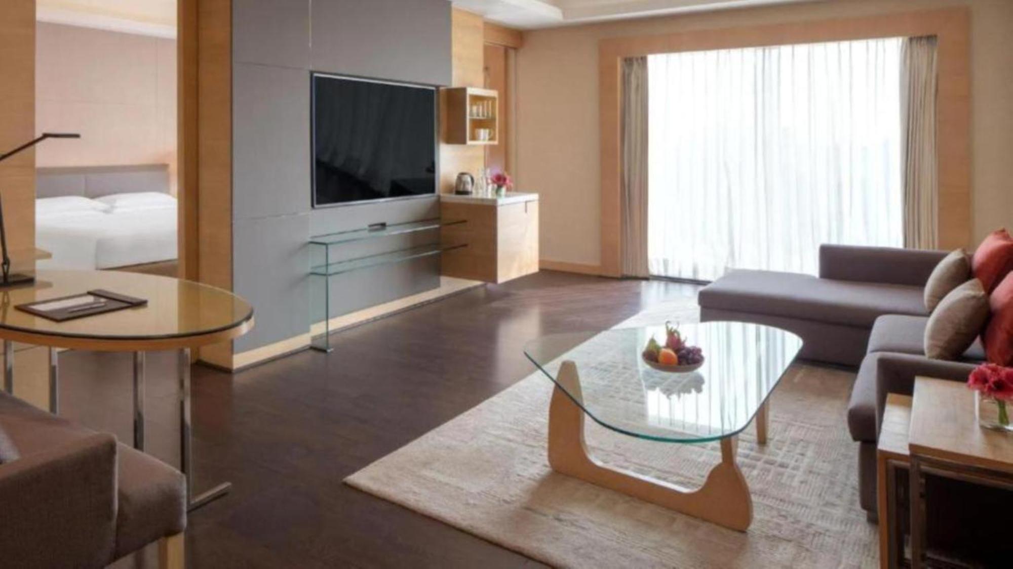 Hotel Seven Inn Near Delhi Airport Нью-Дели Экстерьер фото